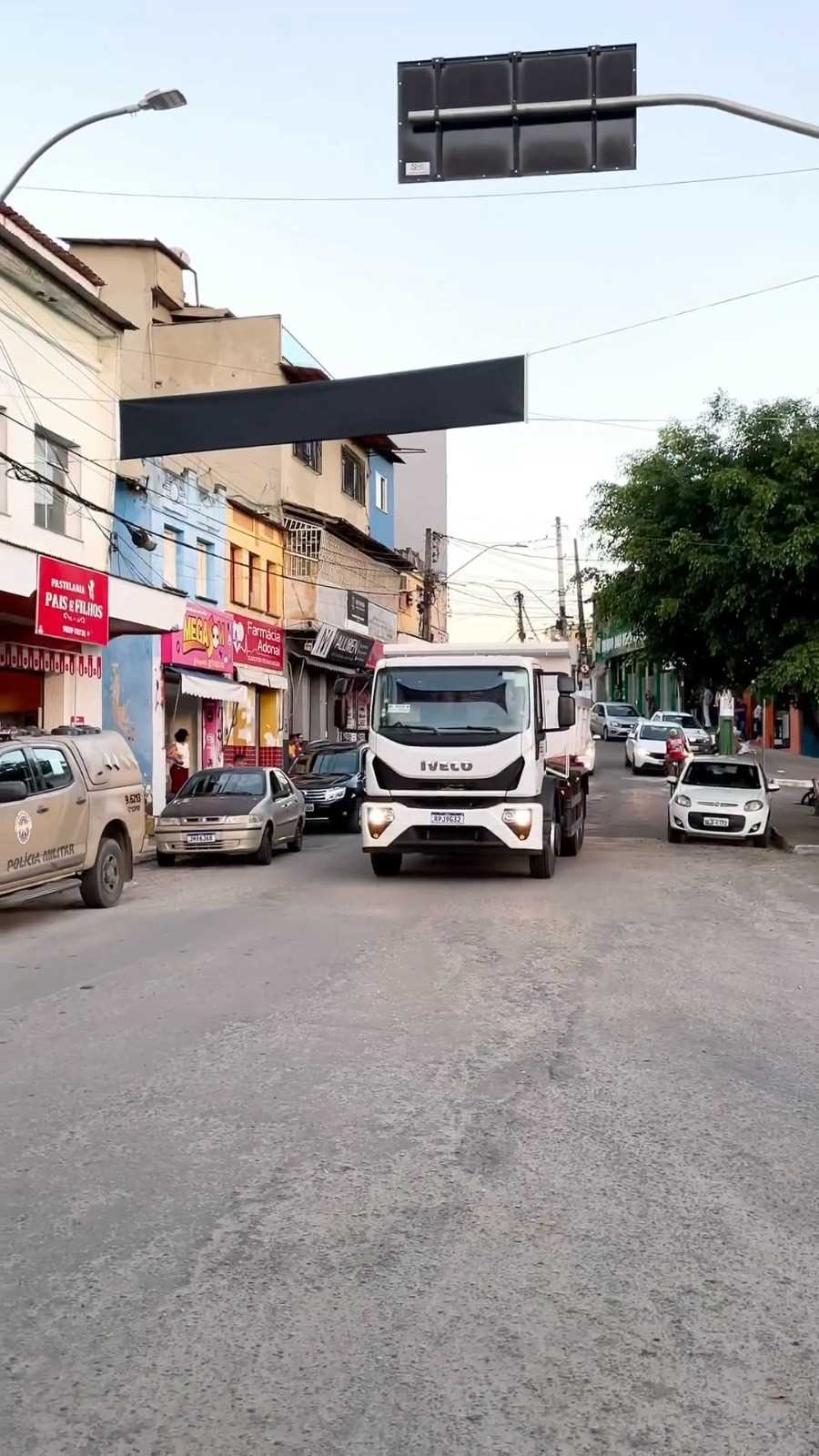 Camacã: Extensão da Fábrica SUA E CIA em São João do Panelinha e Basculante
